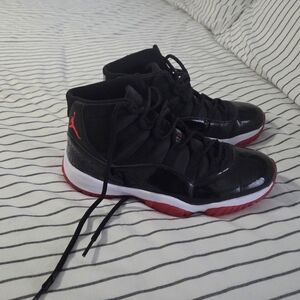 Jordan 11 Retro Bred